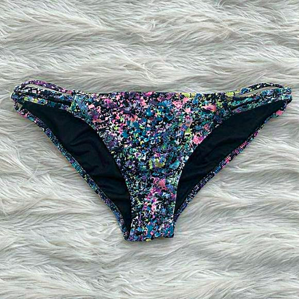 Victoria’s Secret | The‎ Cheeky Bikini Bottom